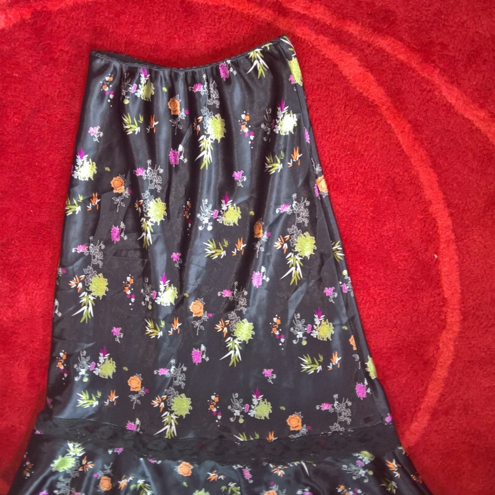 Vintage Asian Inspired Satin & Lace Mermaid Cut Shirt Sz L