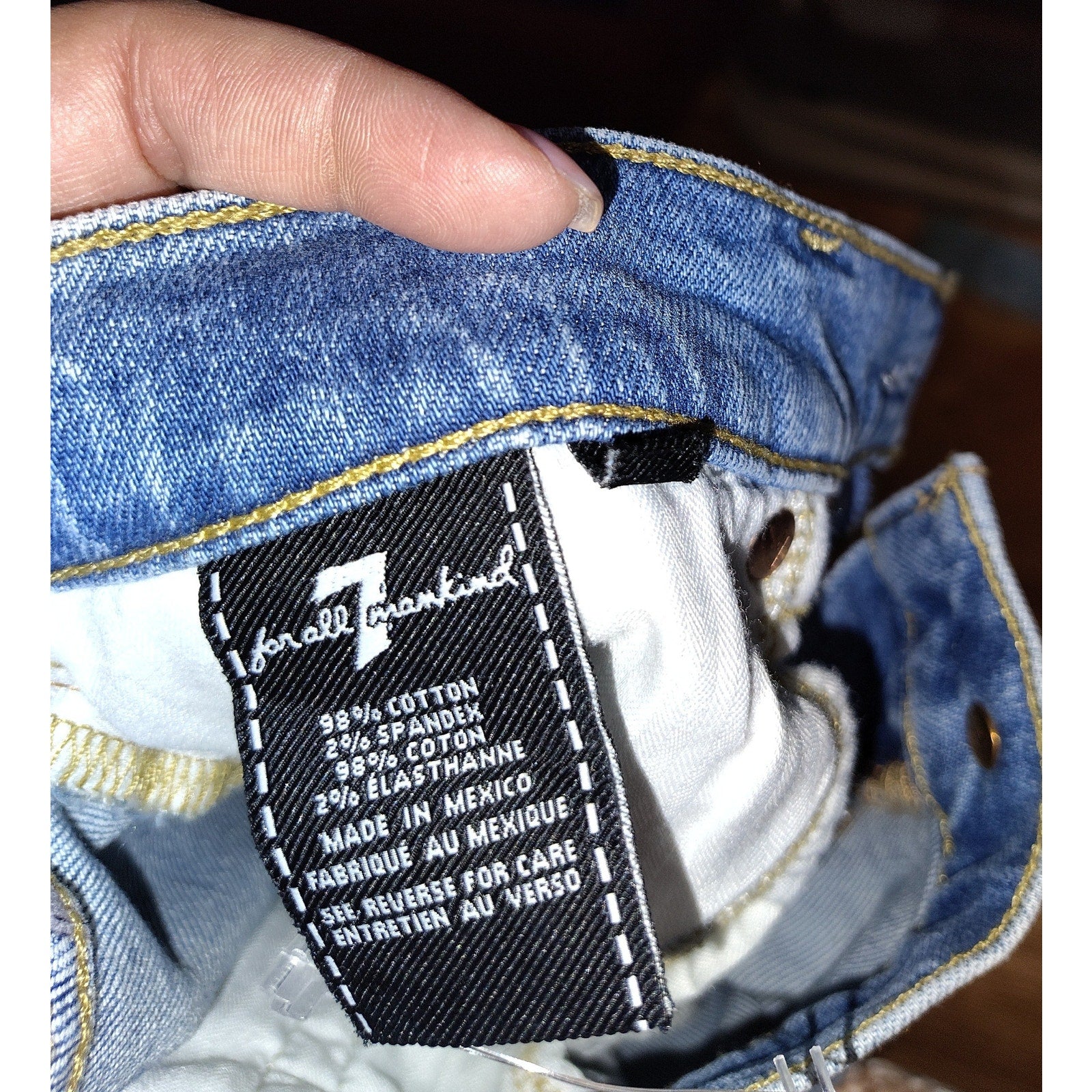 Seven Jeans Distressed Ankle SZ 30