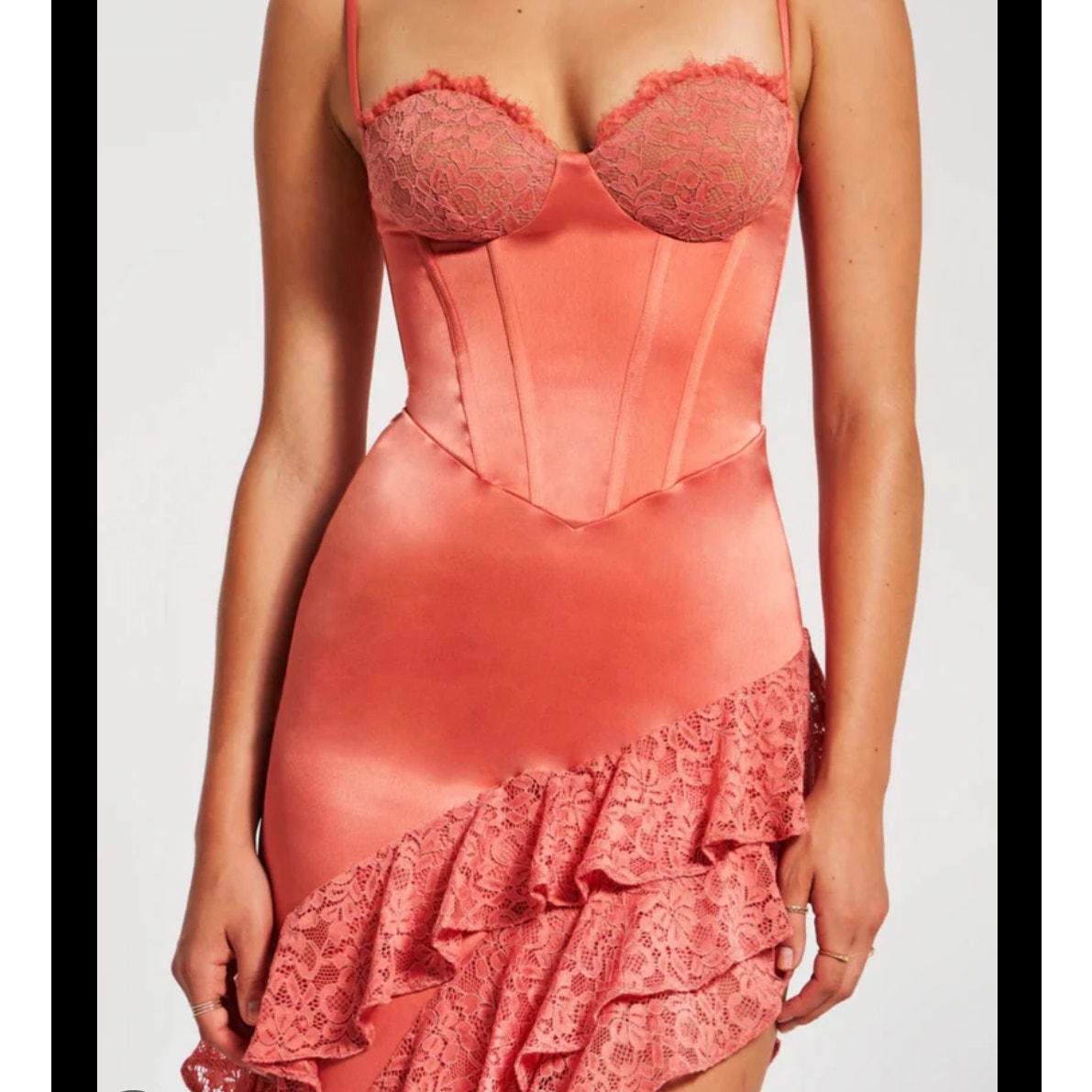 Miss Circle NWT Zaira Coral Lace Corset Dress Sz M