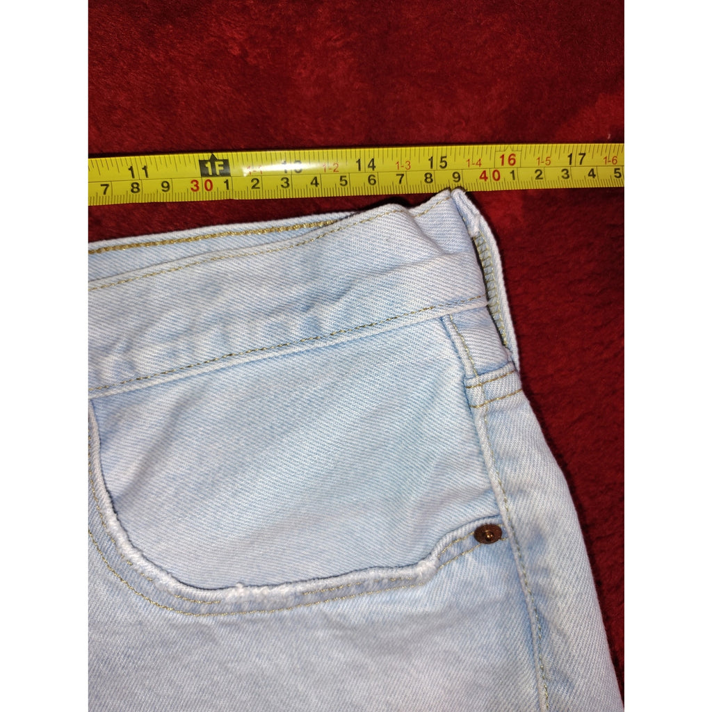 Levis 501 jean shorts sz 30