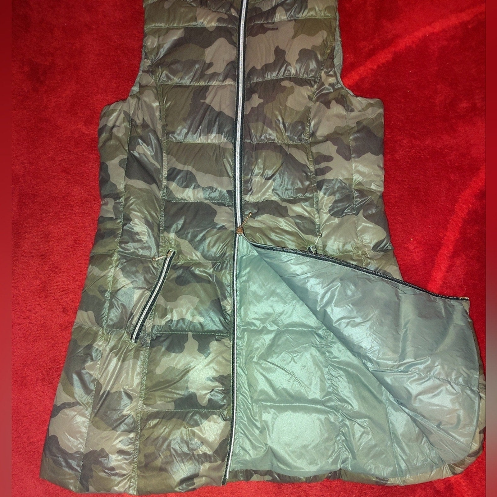 Camo Longline Down Puffer Vest Sz L