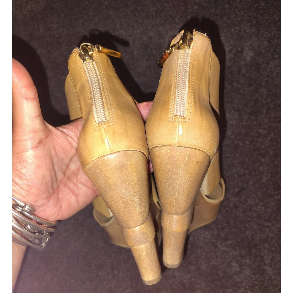 DVF Opal 5" Leather & Wood Wedge Sandal Sz 8