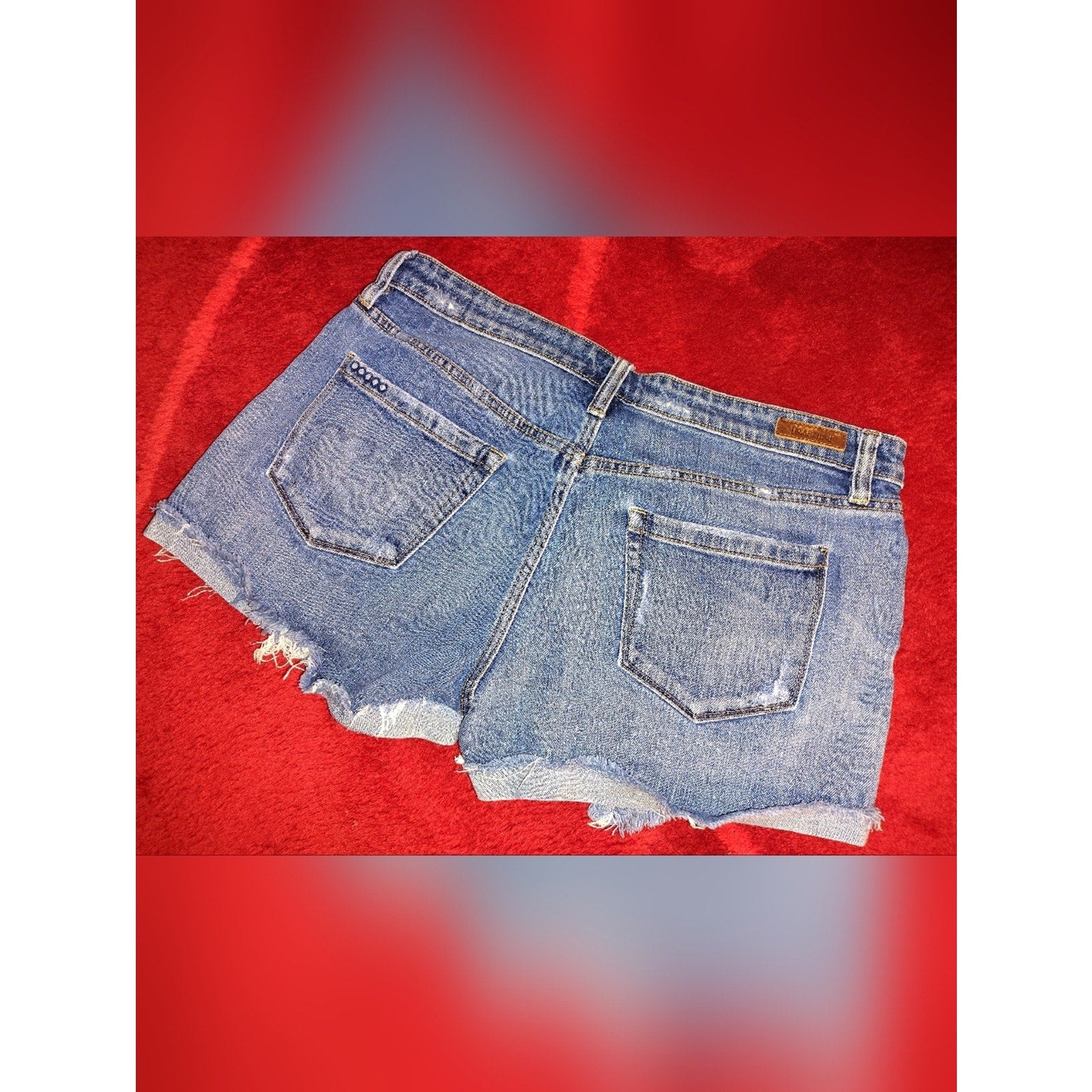 Blank NYC Tomboy Distressed Denim Shorts Sz 28