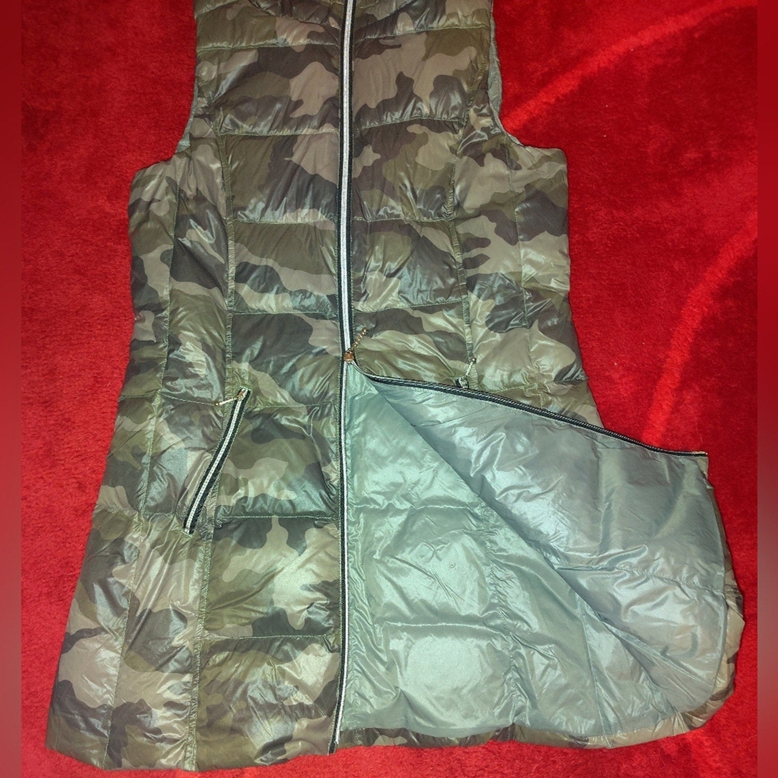Camo Longline Down Puffer Vest Sz L