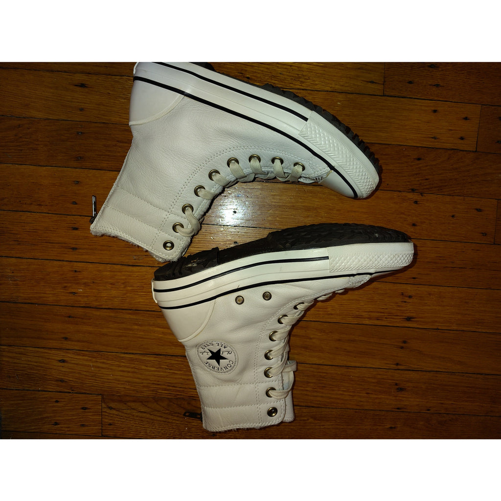 Converse Leather lined High tops w/zipper Sz 7