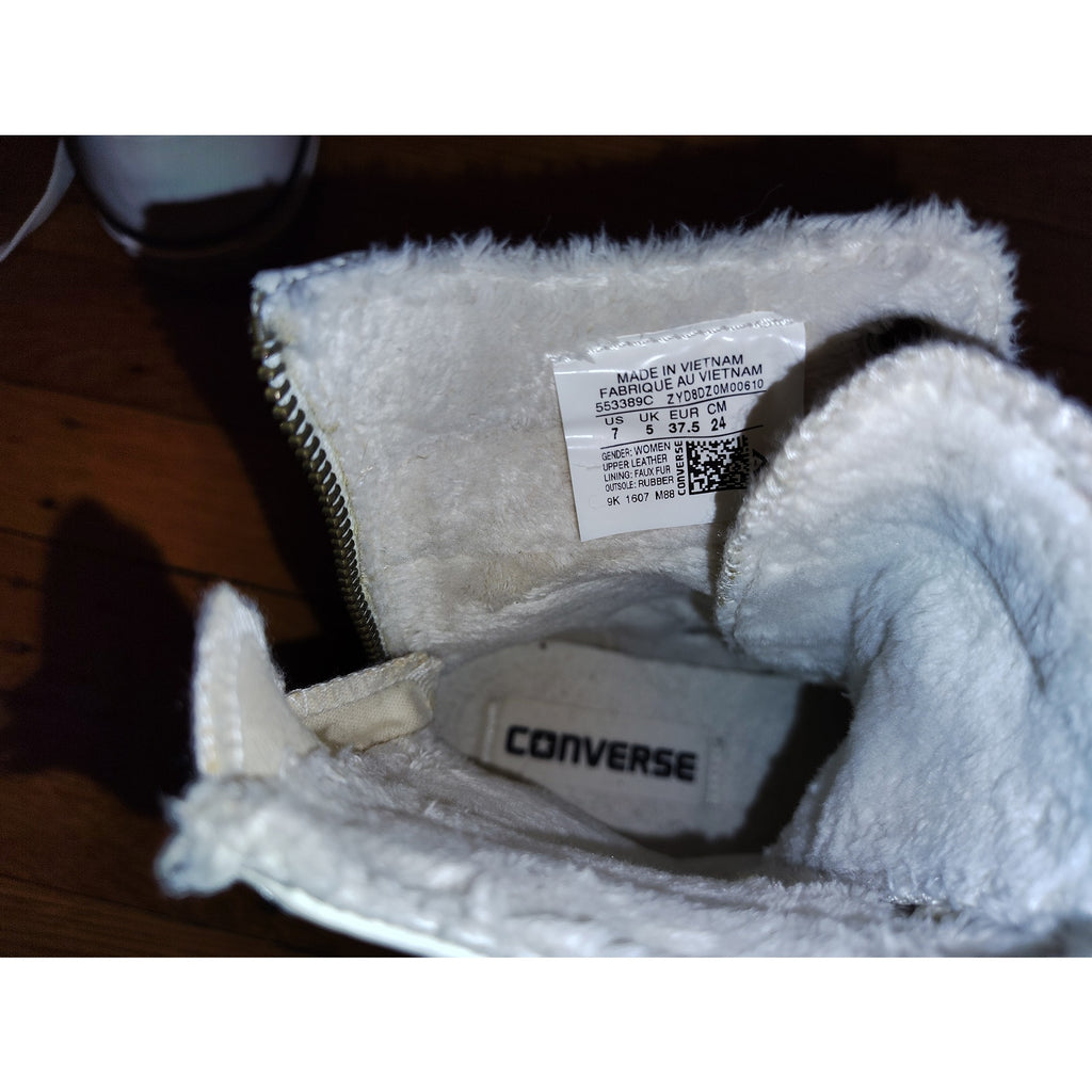 Converse Leather lined High tops w/zipper Sz 7