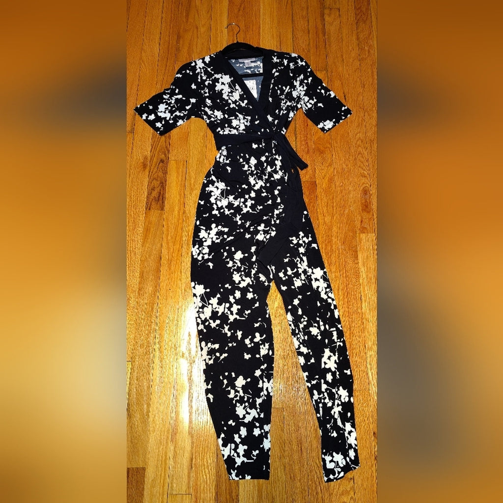 Maternity Bundles Sz Small 5 Items