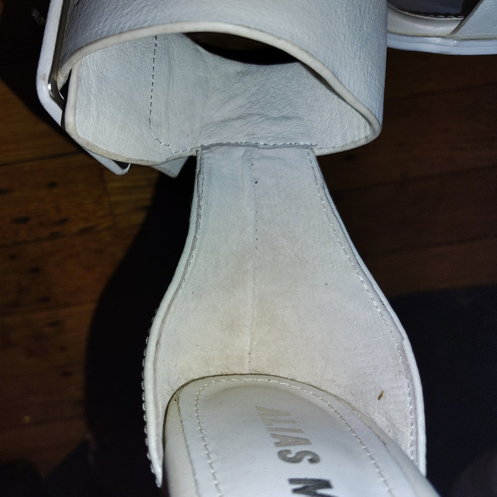 Alias Mae White Leather Strappy Heels Sz 40