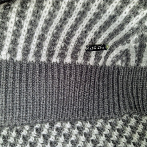 Calvin Klein Gray and White Knit Poncho OS