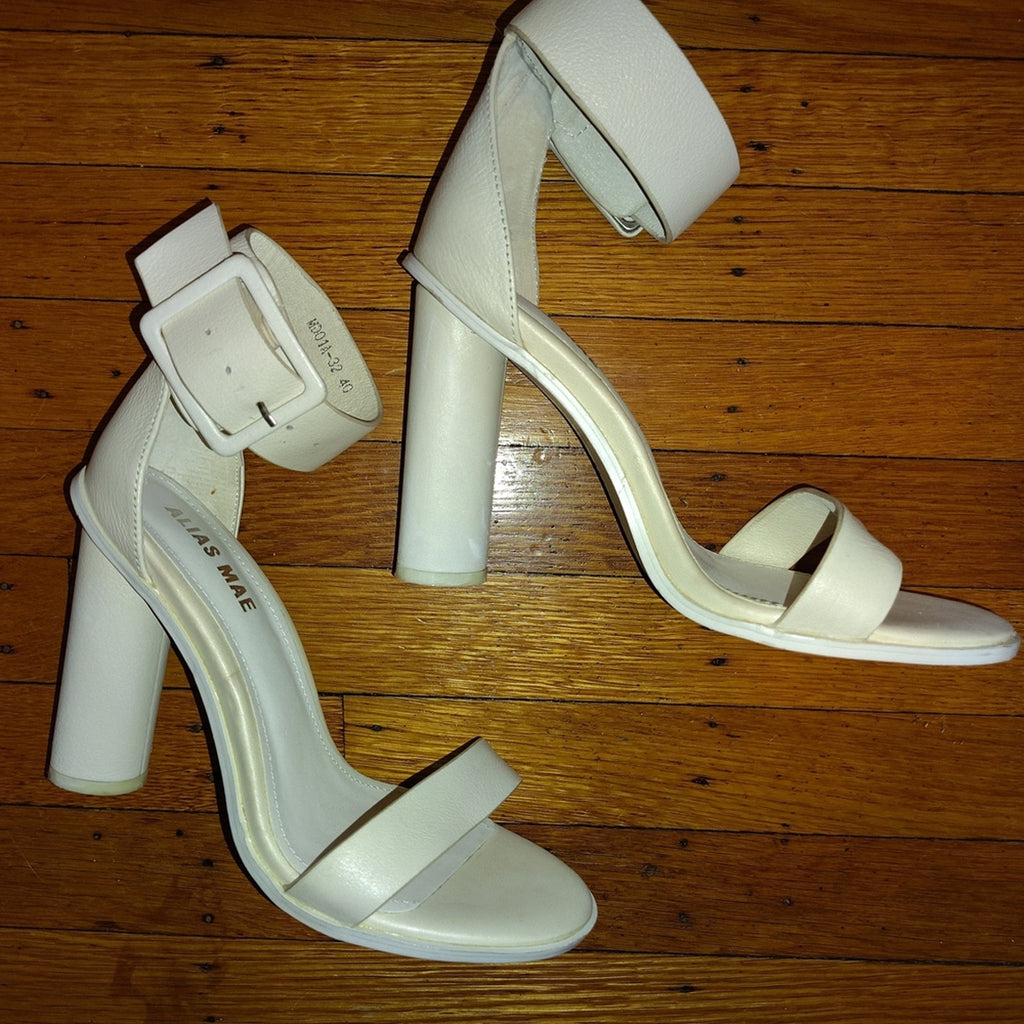 Alias Mae White Leather Strappy Heels Sz 40