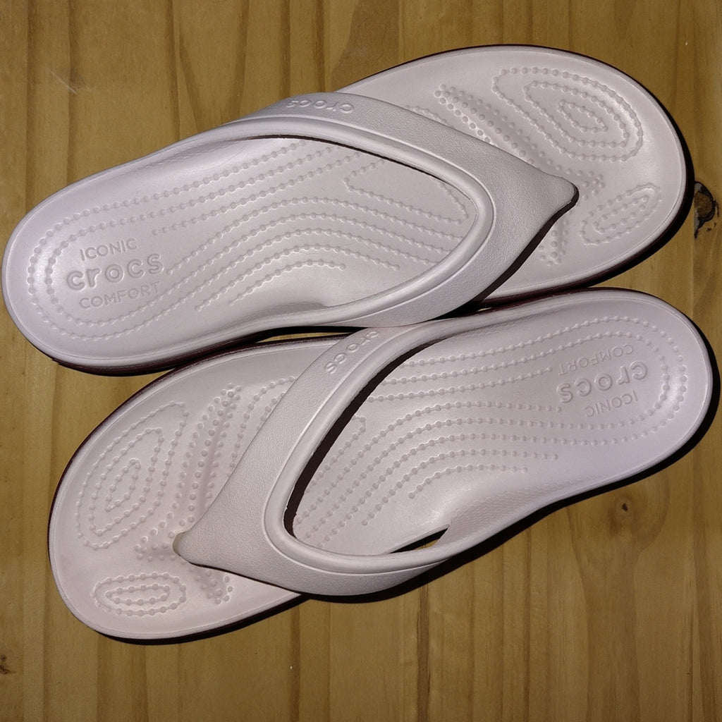 CROCS Women's  White &  Red Platform Flip flops Sz 9