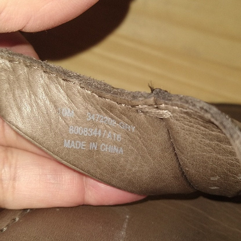 Frye Pebble Leather Sandals Sz 10 in Taupe