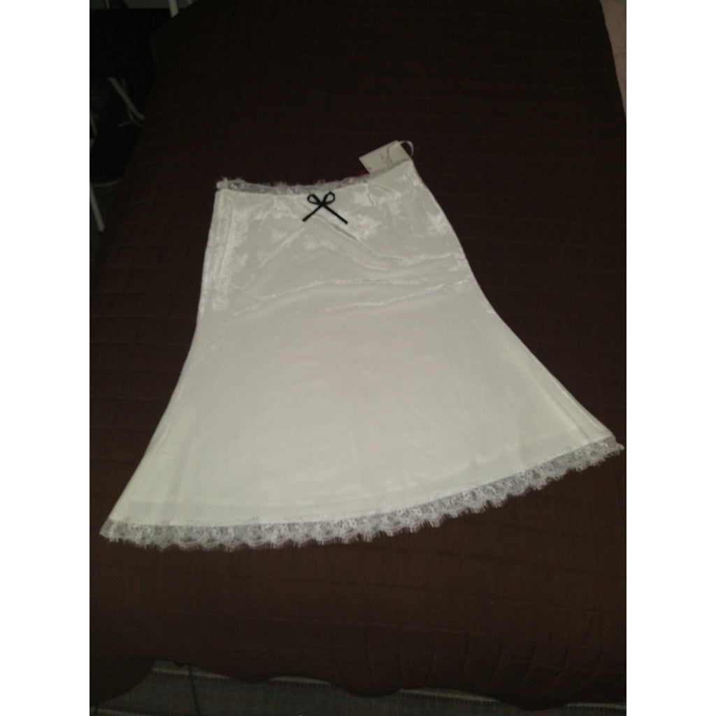 NWT Miss Circle White Velour & Lace Skirt Sz S