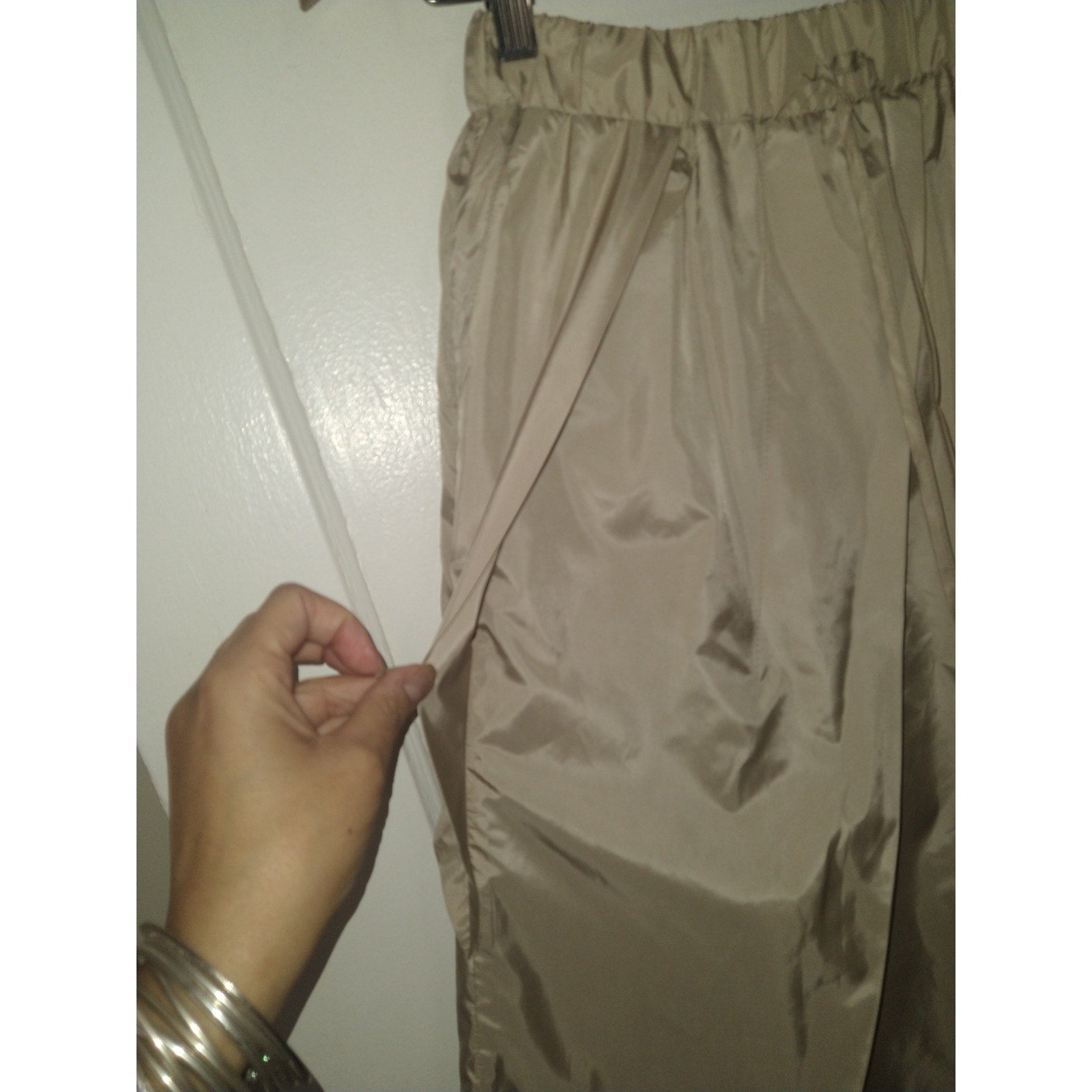 Belissa NWT Sz S Parachute skirt w/ pleating deatils
