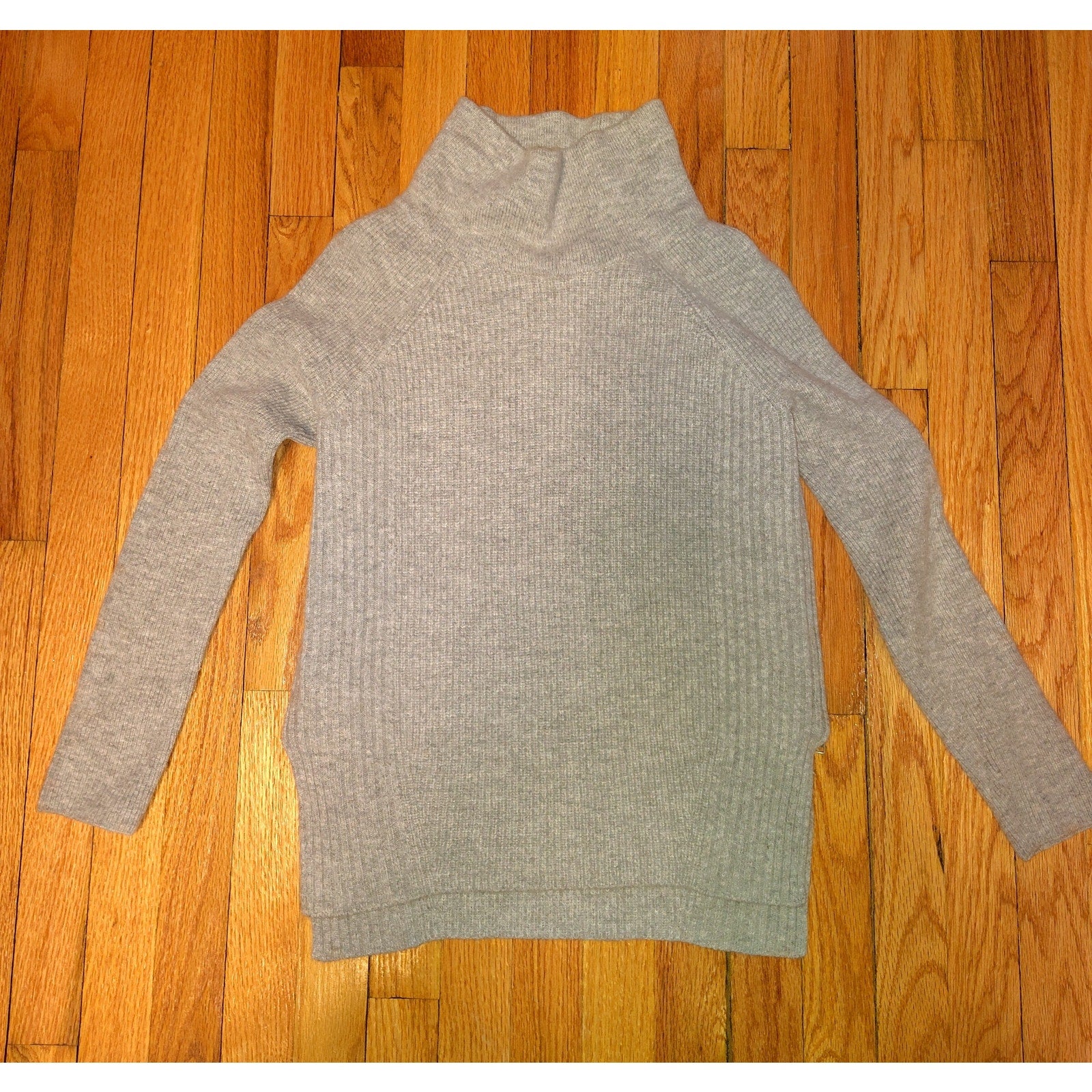 Vince, Wool/Cashmere cowl neck sweater with side zippers Gray Sz S
