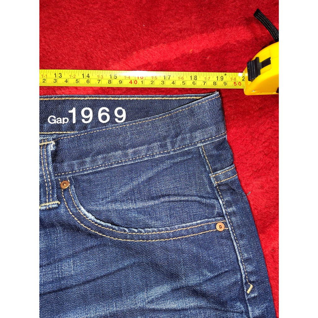 Gap 1969 cutoff jean shorts sz 32