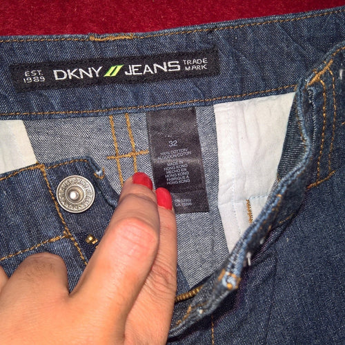 90's Vintage DKNY Long Loose Denim Shorts Sz 32