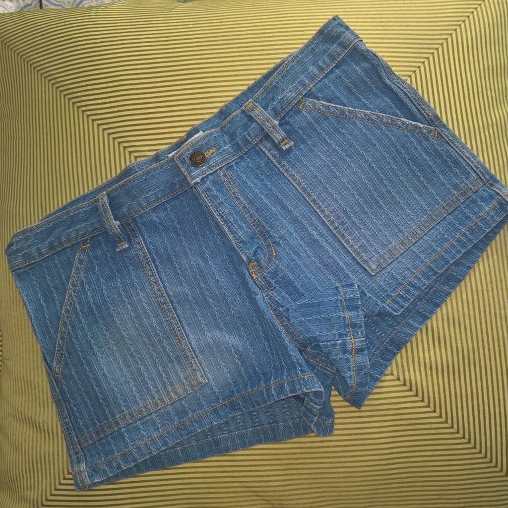 Abercrombie Short Jean Shorts NWOT SZ 8