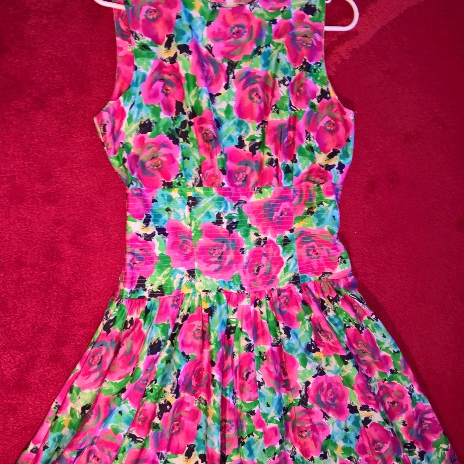 Vintage Classic Silhouette/Full Skirt/Rose Print Dress Sz 6/8