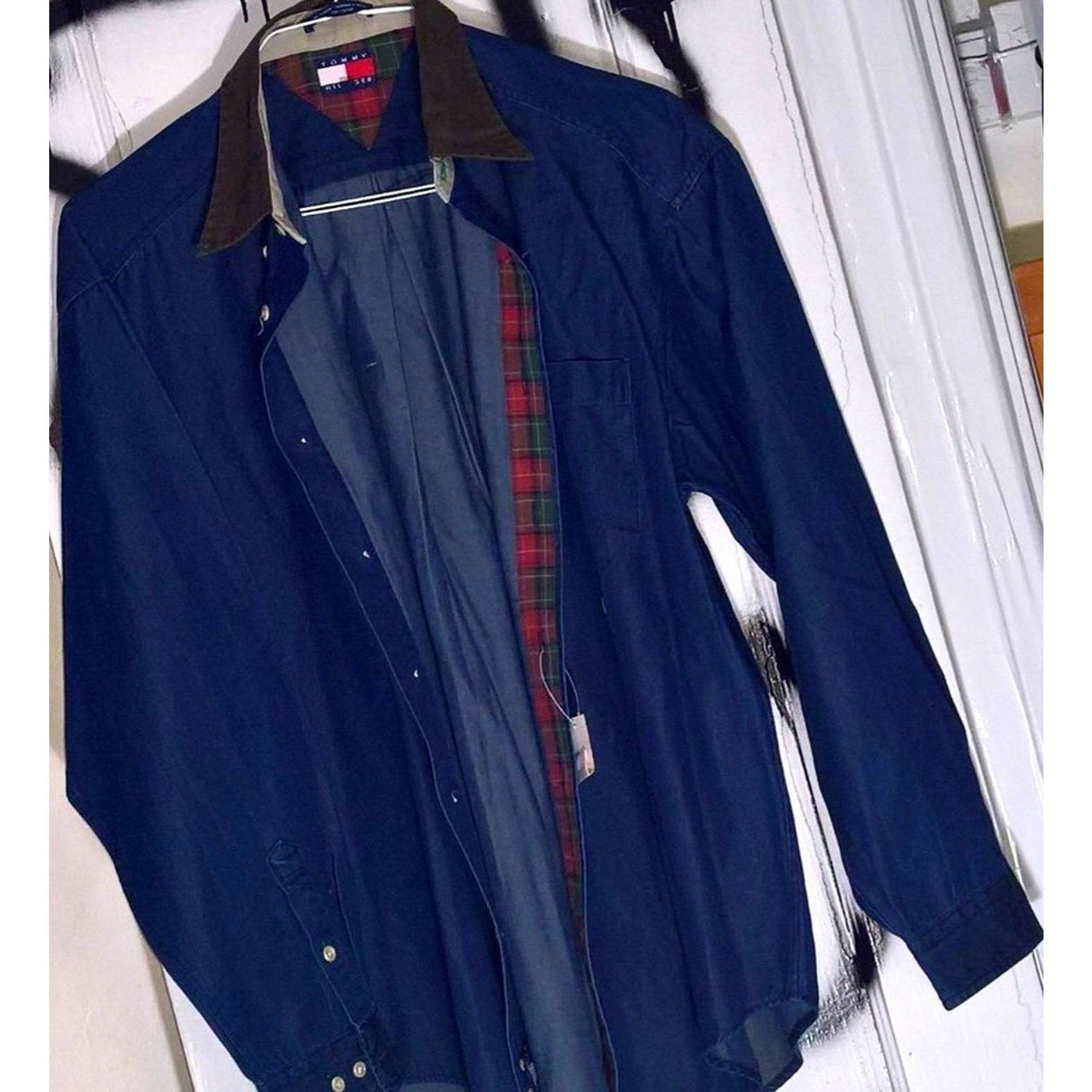 Vintage Men's Hilfiger Buttery Soft Denim Shirt Sz L