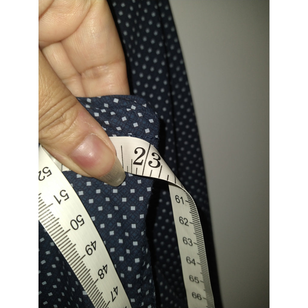 Banana Republic NWOT Polka Dot  dress shirt - M