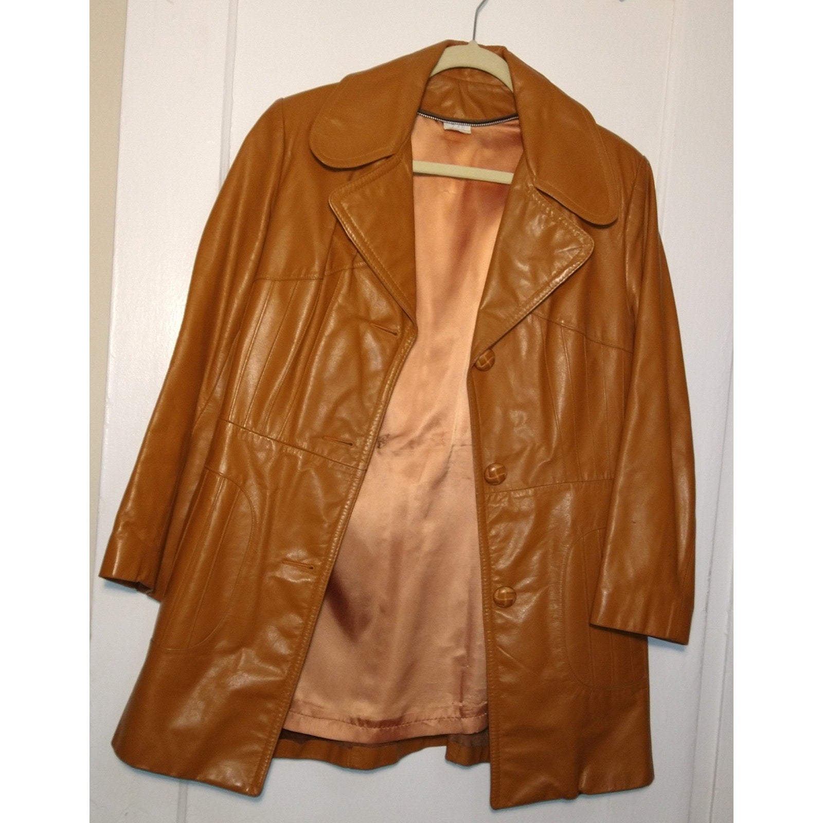 1970's Tan Camel leather Jacket w/ lining