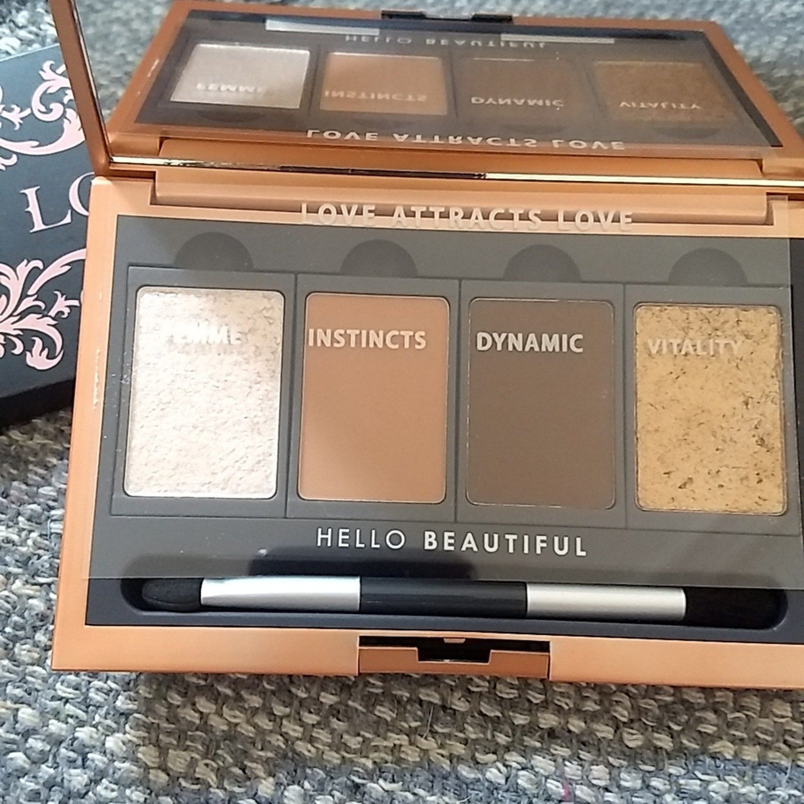 Chella La Vie Neutral Eyeshadow Palette