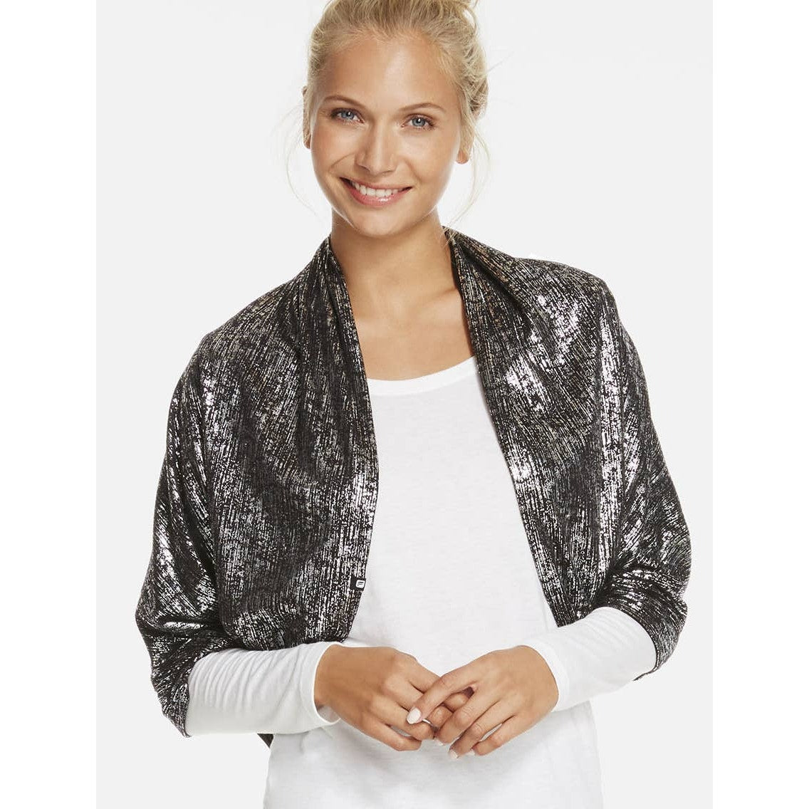 Fabletics NWT Nightshade Reversable Shrug / Infinity Scarf Blk&Silver