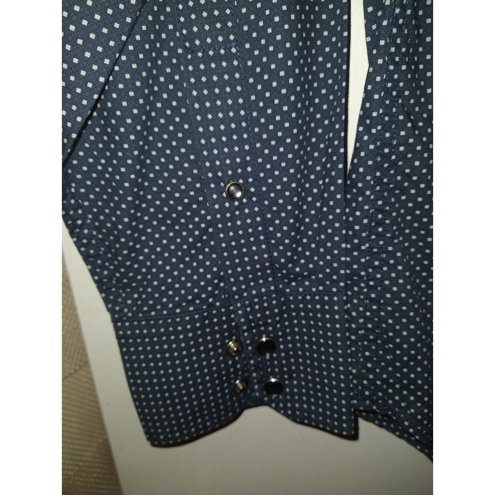 Banana Republic NWOT Polka Dot  dress shirt - M